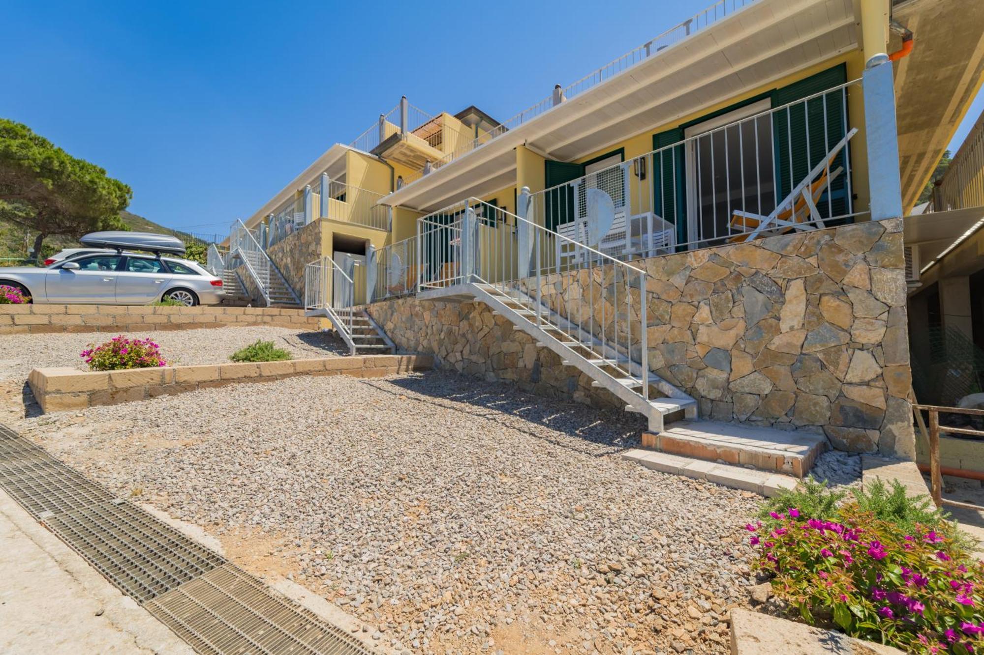 Hotel Dino Capoliveri  Exterior photo