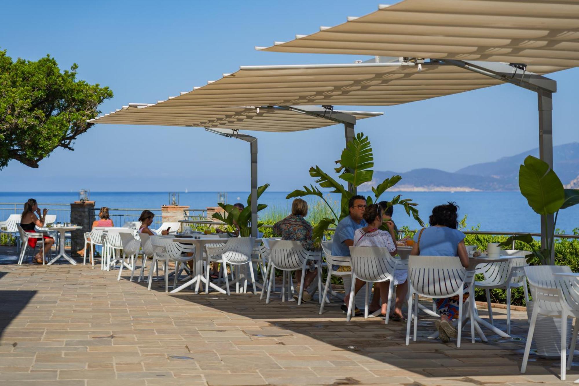 Hotel Dino Capoliveri  Exterior photo
