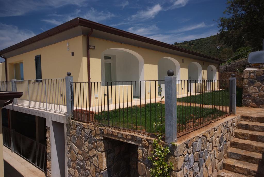 Hotel Dino Capoliveri  Exterior photo