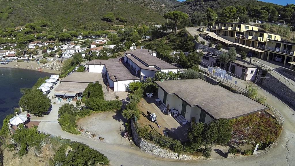Hotel Dino Capoliveri  Exterior photo